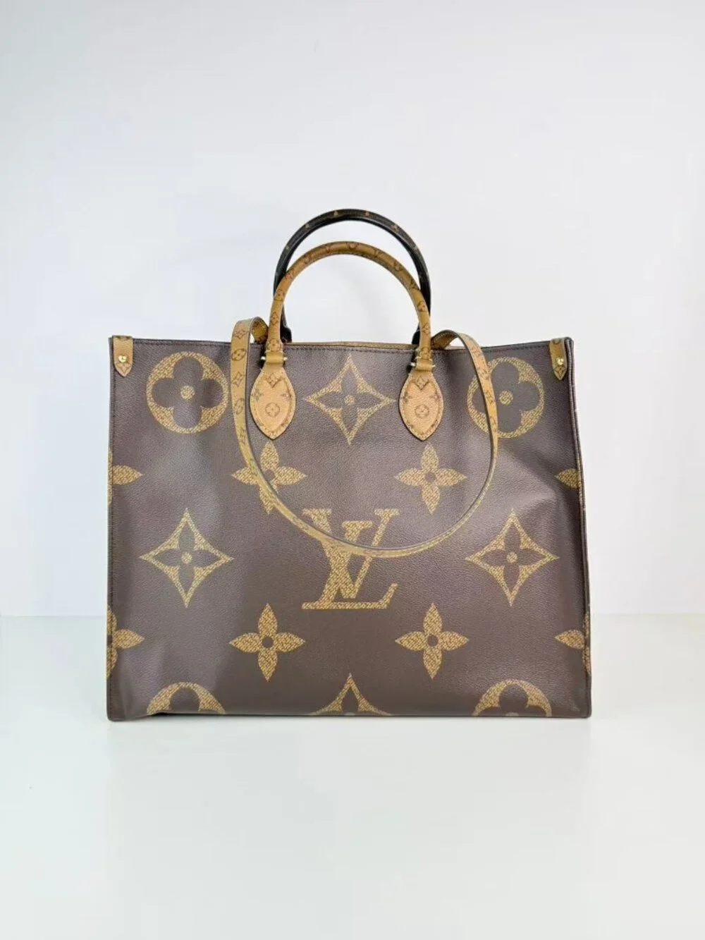 Louis Vuitton onthego GM giant monogram